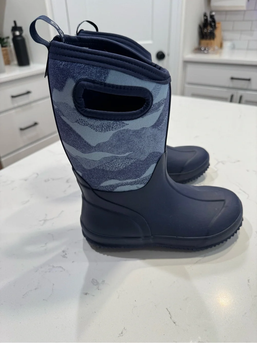 DSG KIDS SNOWBOUND WINTER BOOTS NAVY SIZE 3 BIG KID